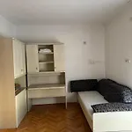 Lägenhet Villa *