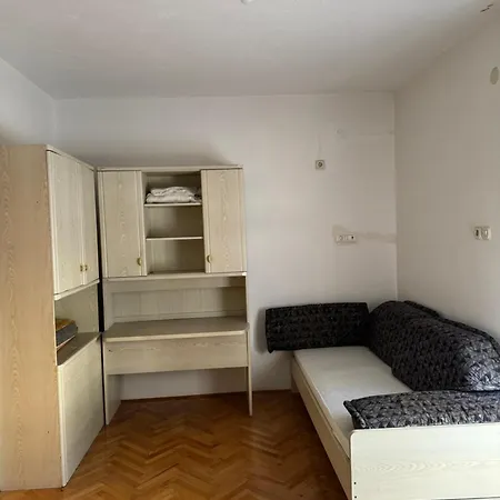 Apartment Villa *